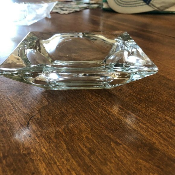 Anchor Hocking Ashtray Heavy Clear Glass Square 4 1/2" Vintage Tobacco Collectib - Picture 3 of 8